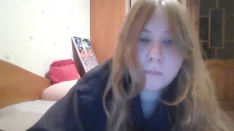 Veronica online show from 12/08/24, 12:40