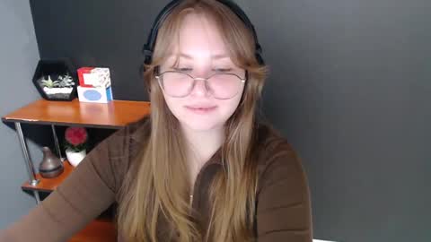 Veronica online show from 01/28/25, 10:23