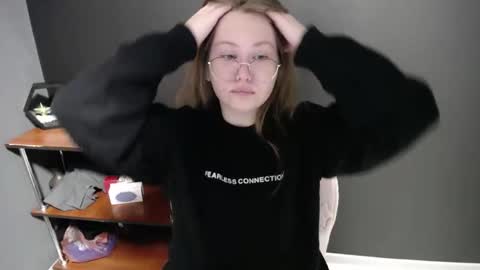 Veronica online show from 02/17/25, 07:37