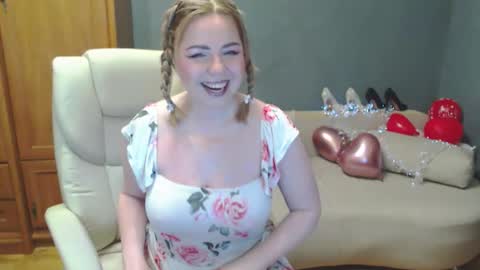 cute_phoenix online show from 03/28/26, 05:56