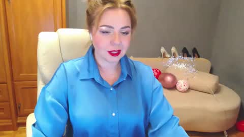 cute_phoenix online show from 04/25/26, 05:54