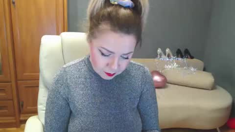 cute_phoenix online show from 04/26/26, 02:15