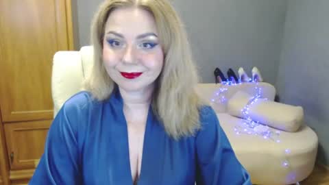 cute_phoenix online show from 08/02/26, 07:12