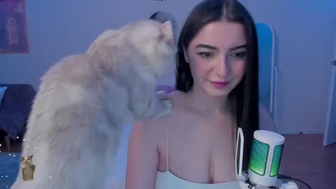 Snapshot of cute_redface_ chatting on 12/11/24, 01:26 Bb online show from 12/11/24, 01:26