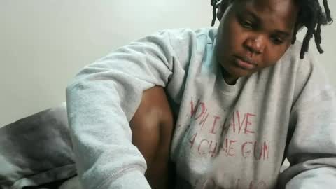 cute_roxie online show from 04/17/26, 11:02