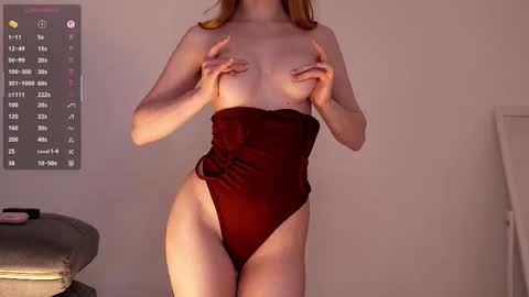  Hey im Kristina Thank you for your support  online show from 03/09/26, 08:40