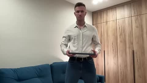 cute_skywalker online show from 04/18/26, 07:58