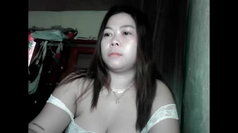 Mimi online show from 05/16/26, 10:41