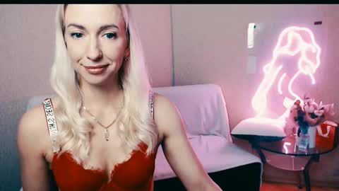 cute_smile_shy online show from 10/12/25, 06:56