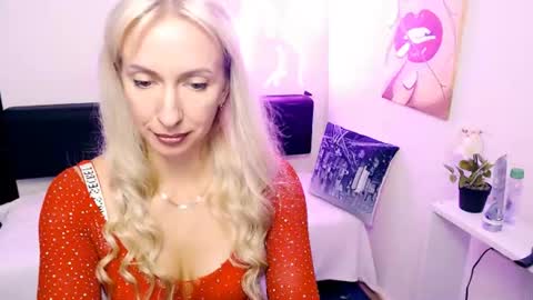 cute_smile_shy online show from 07/09/26, 09:41