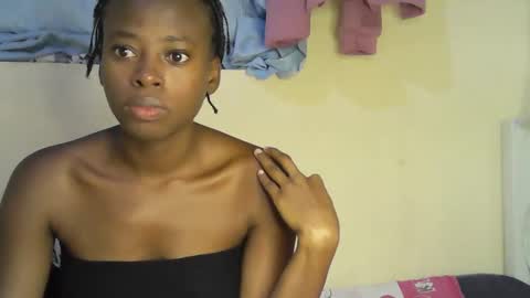 cute_sonny online show from 10/13/25, 06:08