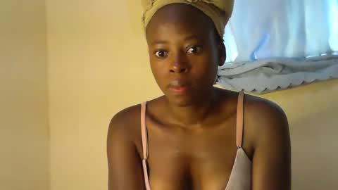 cute_sonny online show from 02/18/26, 05:36