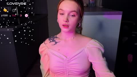 Snapshot of cute_summer_breathe chatting on 12/08/24, 01:36 Sue online show from 12/08/24, 01:36