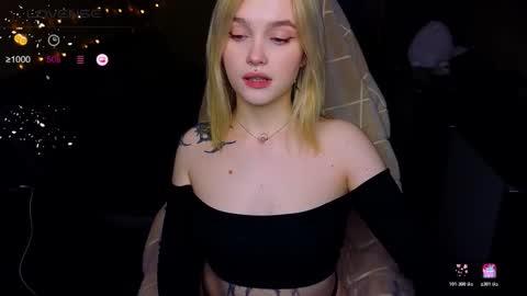 Snapshot of cute_summer_breathe chatting on 10/23/25, 07:45 Sue online show from 10/23/25, 07:45