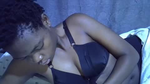 cute_tamara1 online show from 09/17/25, 10:17