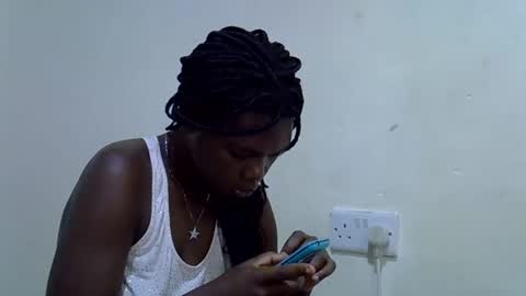 cute_tamara1 online show from 12/16/25, 05:01