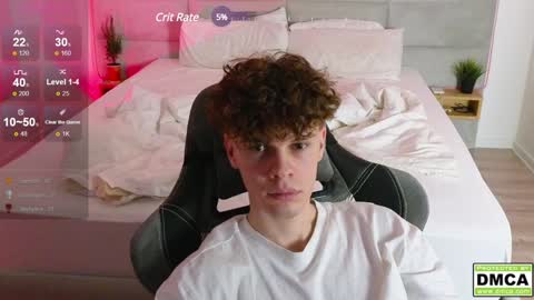 Snapshot of cute_thomas chatting on 01/20/25, 10:04 Thomas - online show from 01/20/25, 10:04