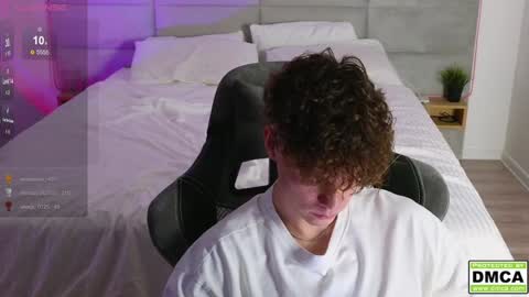 Snapshot of cute_thomas chatting on 01/24/25, 09:47 Thomas - online show from 01/24/25, 09:47