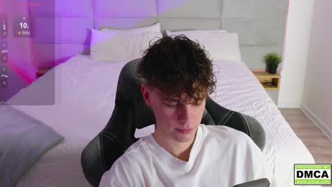 Snapshot of cute_thomas chatting on 01/26/25, 09:29 Thomas - online show from 01/26/25, 09:29