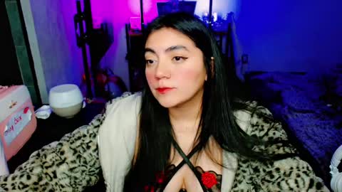 Snapshot of cuteambervi chatting on 01/17/25, 11:40 Princess Amber online show from 01/17/25, 11:40