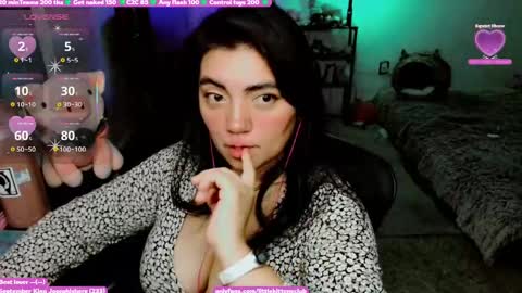 Snapshot of cuteambervi chatting on 09/18/25, 11:40 Princess Amber online show from 09/18/25, 11:40