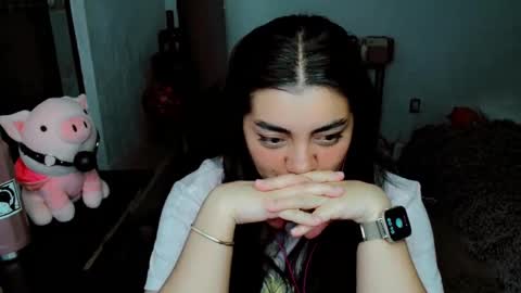 Snapshot of cuteambervi chatting on 11/20/25, 10:09 Princess Amber online show from 11/20/25, 10:09