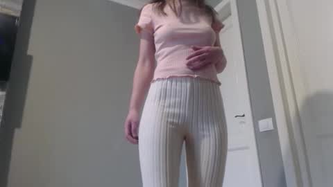 Anne-Marie  online show from 04/02/26, 08:45