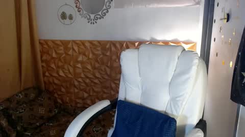 Steph online show from 03/01/25, 03:43