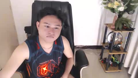 cuteasianlee online show from 01/08/26, 04:42