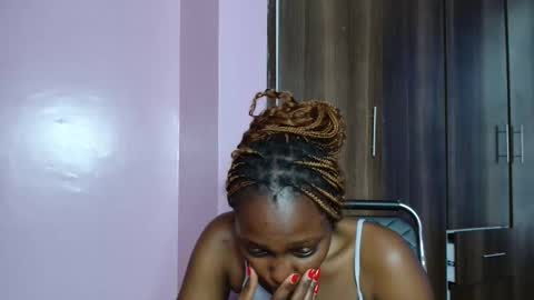 Snapshot of cutebuu chatting on 11/22/25, 08:57 cutebuu online show from 11/22/25, 08:57