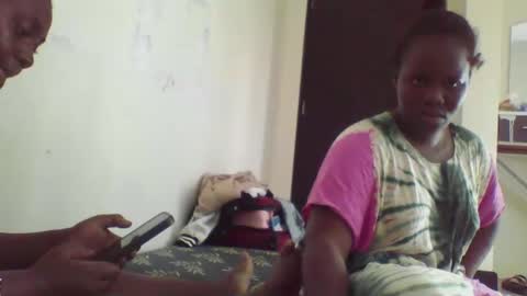 cutecaramela online show from 04/16/26, 06:36