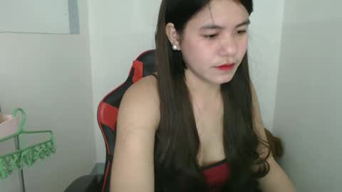 Snapshot of cutecindy2000 chatting on 03/10/25, 10:48 cutecindy2000 online show from 03/10/25, 10:48