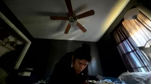 Snapshot of cutecuban18 chatting on 02/25/26, 04:27 loveolots online show from 02/25/26, 04:27