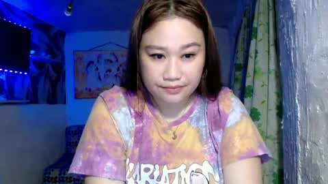 Snapshot of cutedemz_chubby chatting on 06/28/26, 04:35 Melody online show from 06/28/26, 04:35