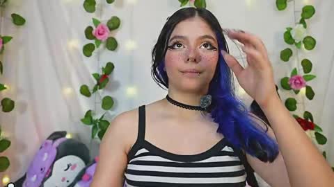 Snapshot of cutee_andrea chatting on 06/02/26, 02:35 Andrea 3 online show from 06/02/26, 02:35