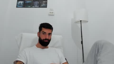 cuteeboy online show from 10/17/25, 06:49