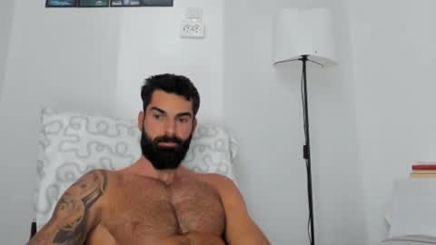 cuteeboy online show from 10/30/25, 07:10