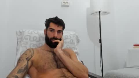 cuteeboy online show from 11/23/25, 09:53