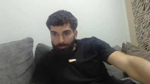 cuteeboy online show from 11/28/25, 05:04