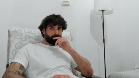 cuteeboy online show from 05/07/26, 05:40