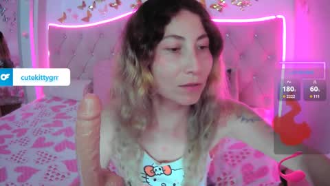 Kitty online show from 04/01/26, 12:00