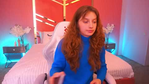 Foxy online show from 11/06/25, 02:51