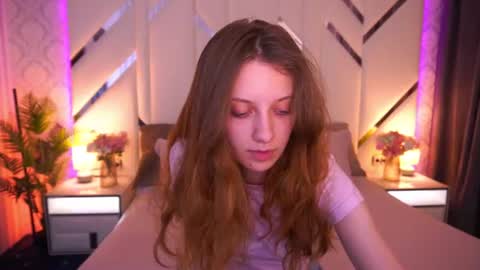 Snapshot of cuteefoxy chatting on 06/24/26, 01:32 Foxy online show from 06/24/26, 01:32