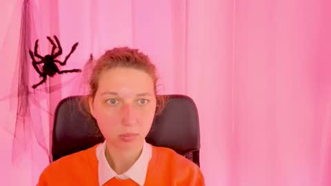 Snapshot of cuteellii chatting on 11/15/25, 11:40 Elli online show from 11/15/25, 11:40