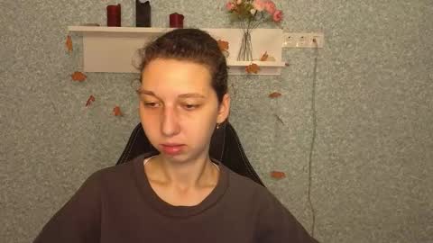 Snapshot of cuteellii chatting on 11/28/25, 05:10 Elli online show from 11/28/25, 05:10