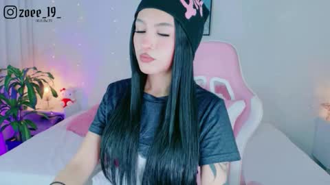 Zoe  online show from 03/17/26, 03:22