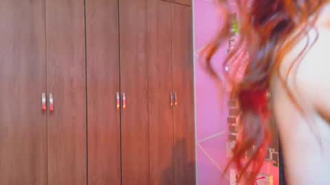 cuteflame_ online show from 04/03/26, 11:14