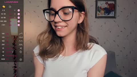 Melisa online show from 10/16/25, 07:48