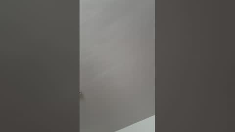 Snapshot of cuteguyy2001 chatting on 04/15/26, 02:02 cuteguyy2001 online show from 04/15/26, 02:02