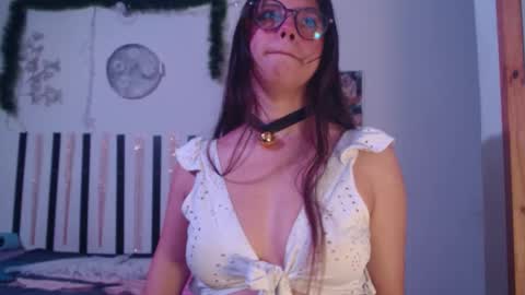 haome online show from 09/22/25, 12:18